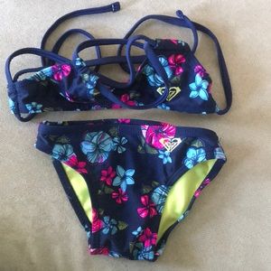 Even more ridiculous cute tiny Roxy bikini!!